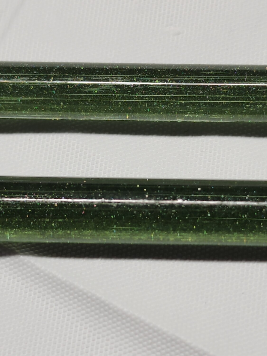 Key Lime UV Sparkle Boro Rod — 2nds at Borro Glass Studio