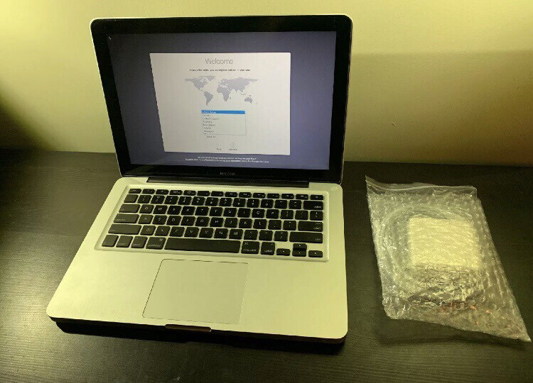 MacBook Apple 13” 2GHZ 4GB (Refurb)2008