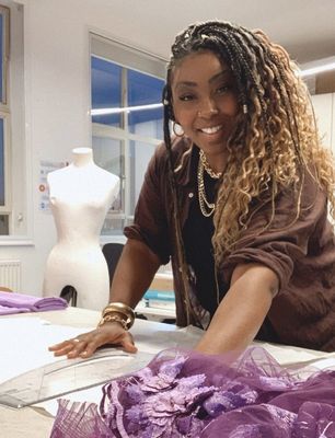 BOOK 1 -2-1 SEWING LESSON WITH ME