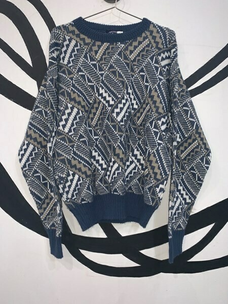Blue Pattern Printed Sweater Size M Blue Pattern Printed Sweater Size M