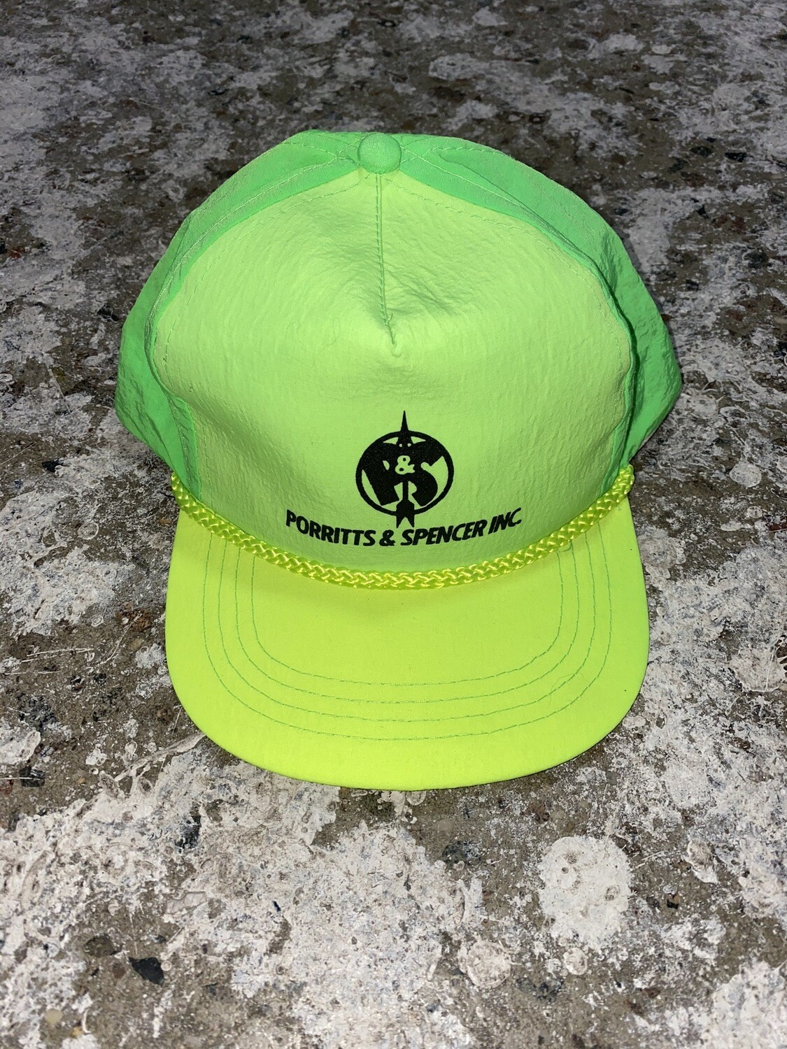 Men’s Graphic Vintage Trucker Hat Men’s Graphic Vintage Trucker Hat