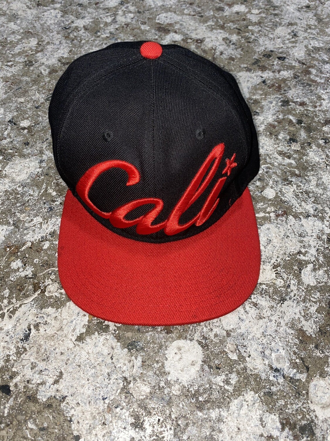 Men’s Cali Embroidered Ball Cap