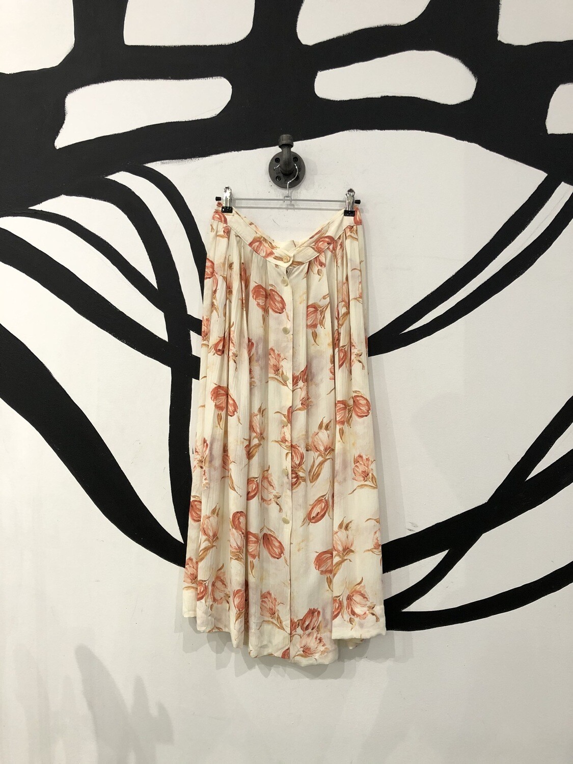 Floral Button Front Midi Skirt Size M Floral Button Front Midi Skirt Size M