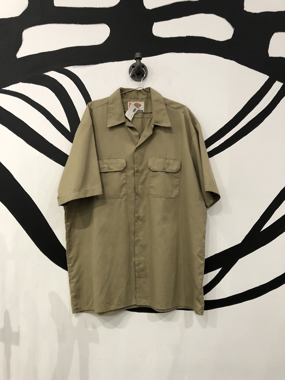 Tan Dickies Workwear Short Sleeve Button Up Size XL Tan Dickies Workwear Short Sleeve Button Up Size XL