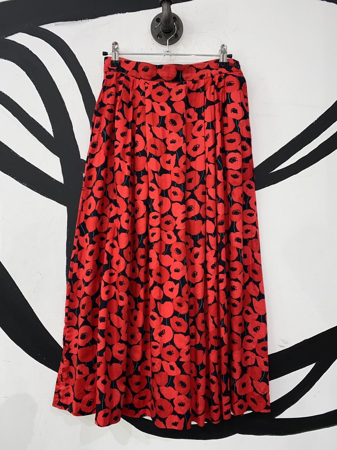 Poppy Printed Pleated Skirt Size M Poppy Printed Pleated Skirt Size M