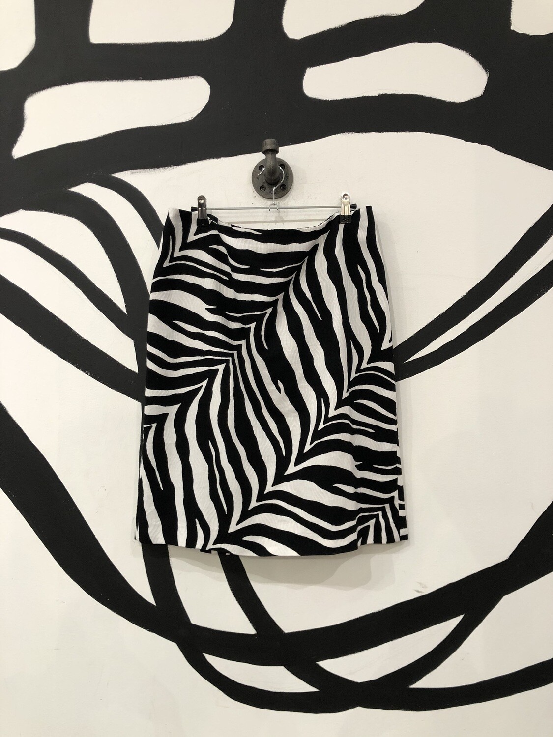 Zebra Print Textured Skirt Size L