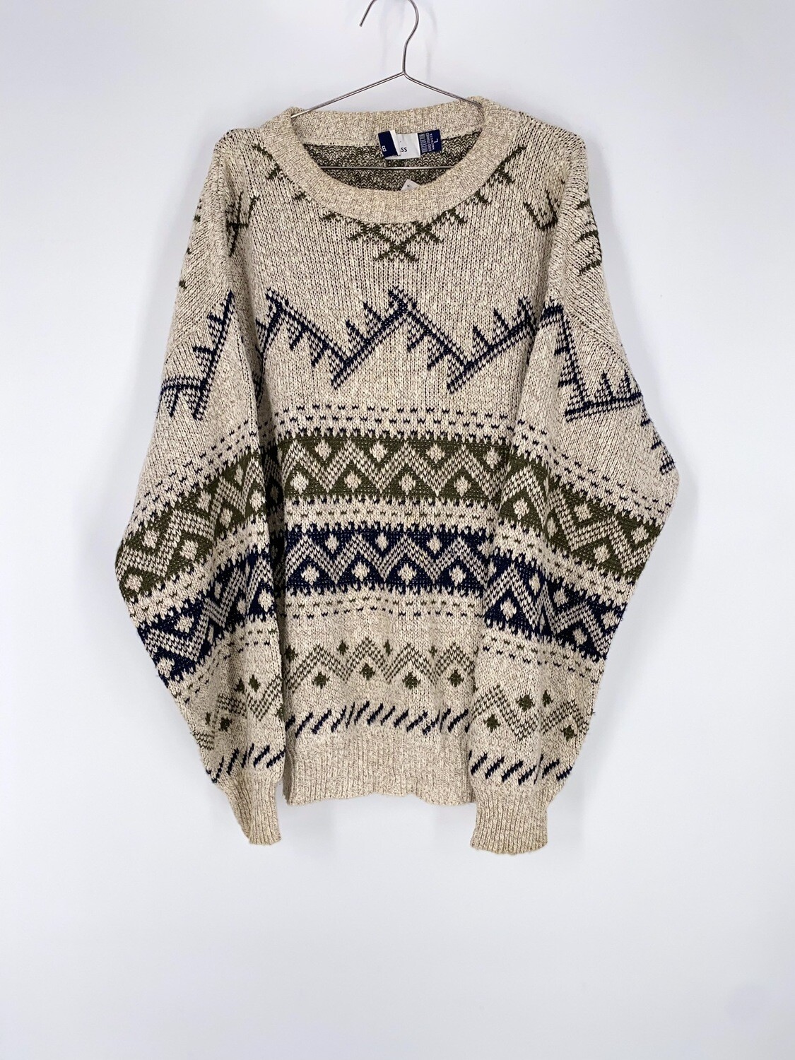 Patterned Cream Sweater Size L Patterned Cream Sweater Size L