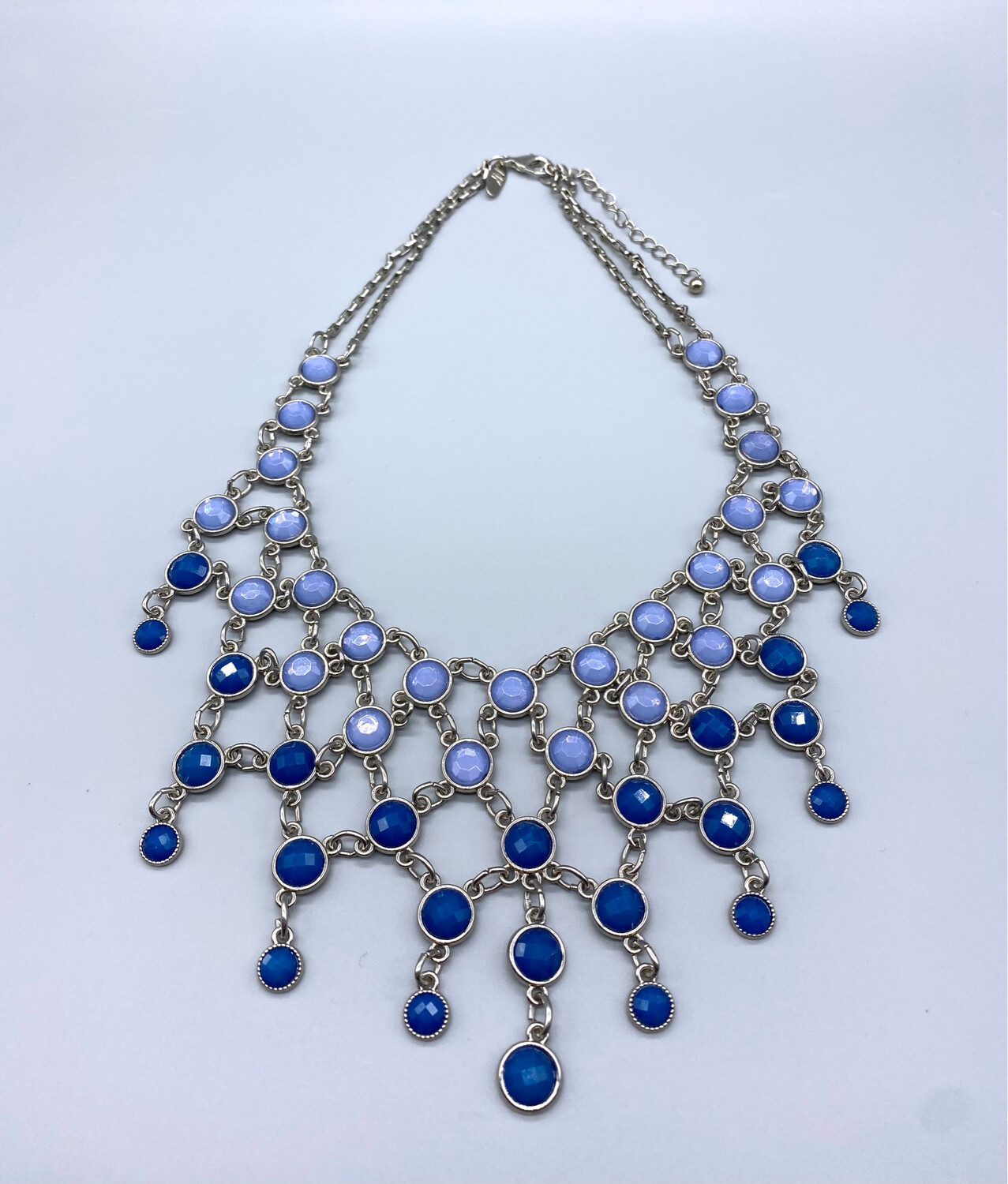 Vintage Blue Gemstone Necklace Vintage Blue Gemstone Necklace