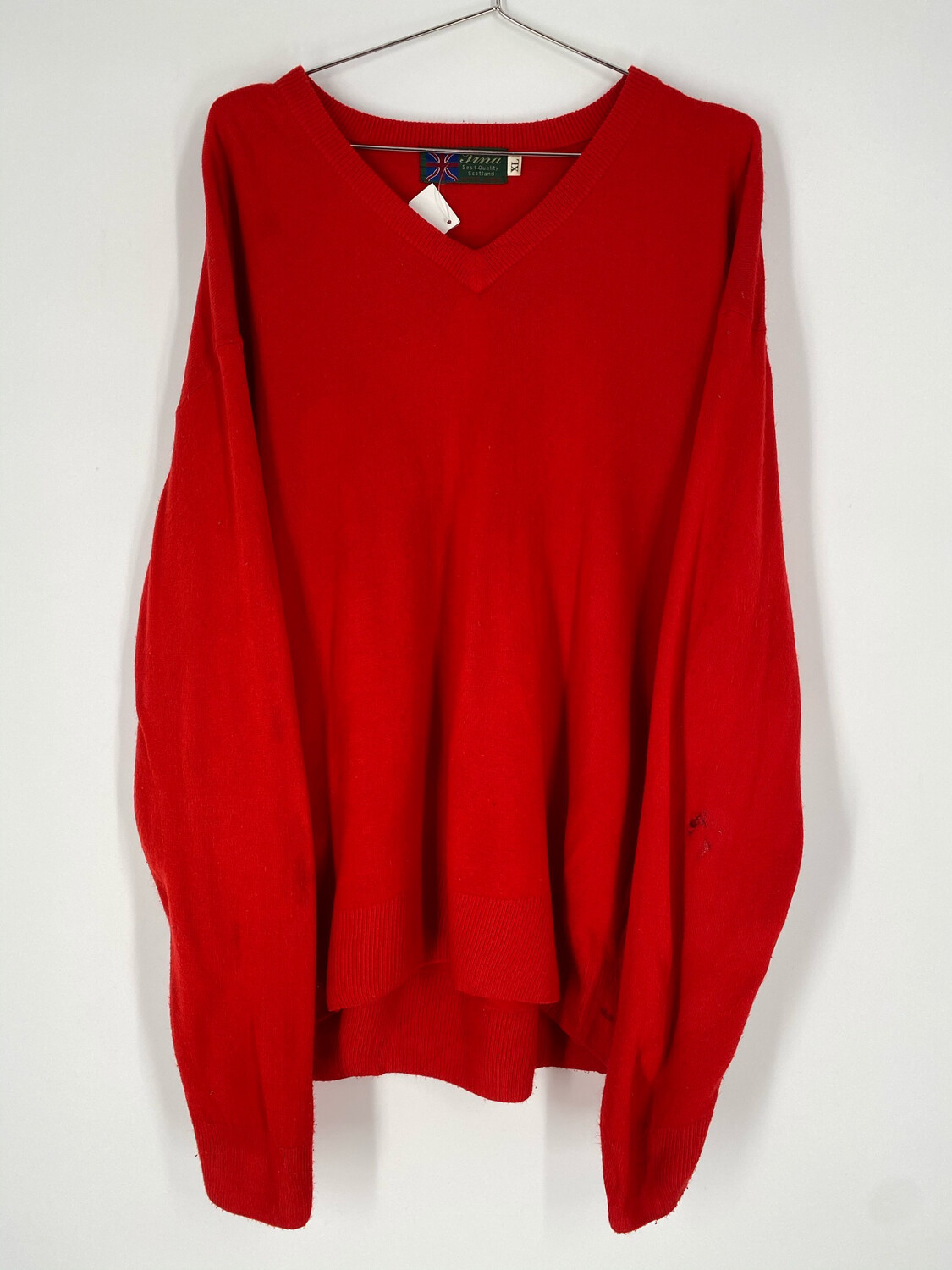 Tina Scotland Vintage V-Neck Bright Red Sweater Size XL