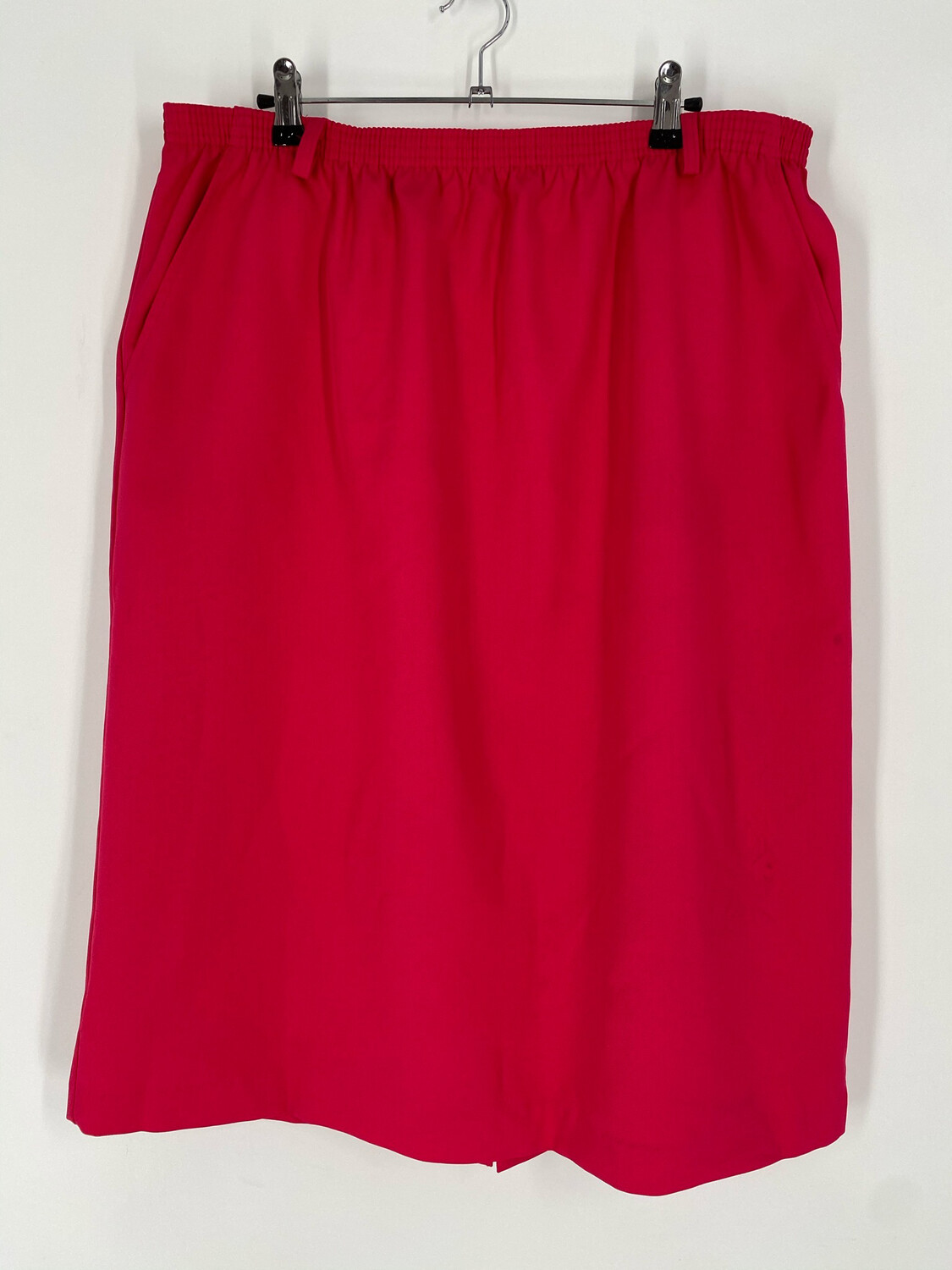 Cape Cod Sportswear Elastic Waist Skirt Size 35”