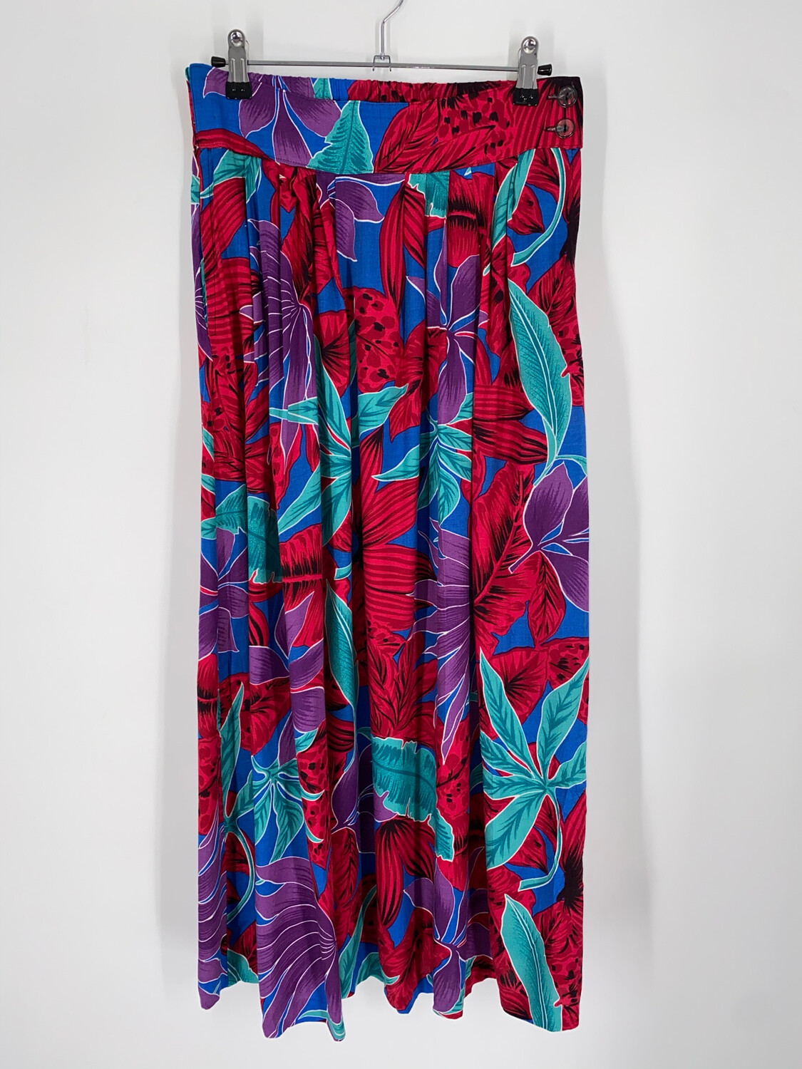 New Focus Floral Midi Skirt 28”W