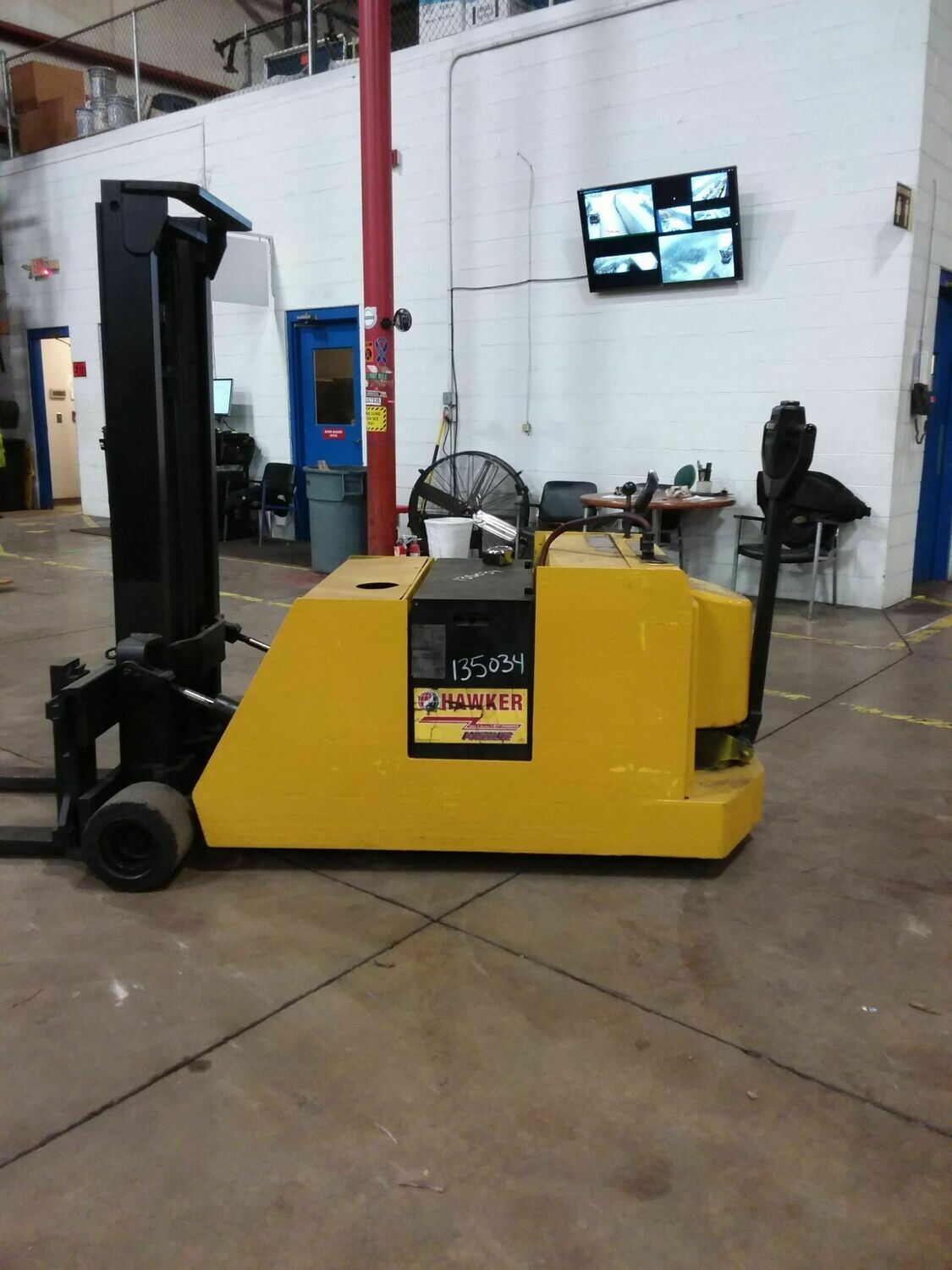 YALE / 4K / Stacker (Electric)