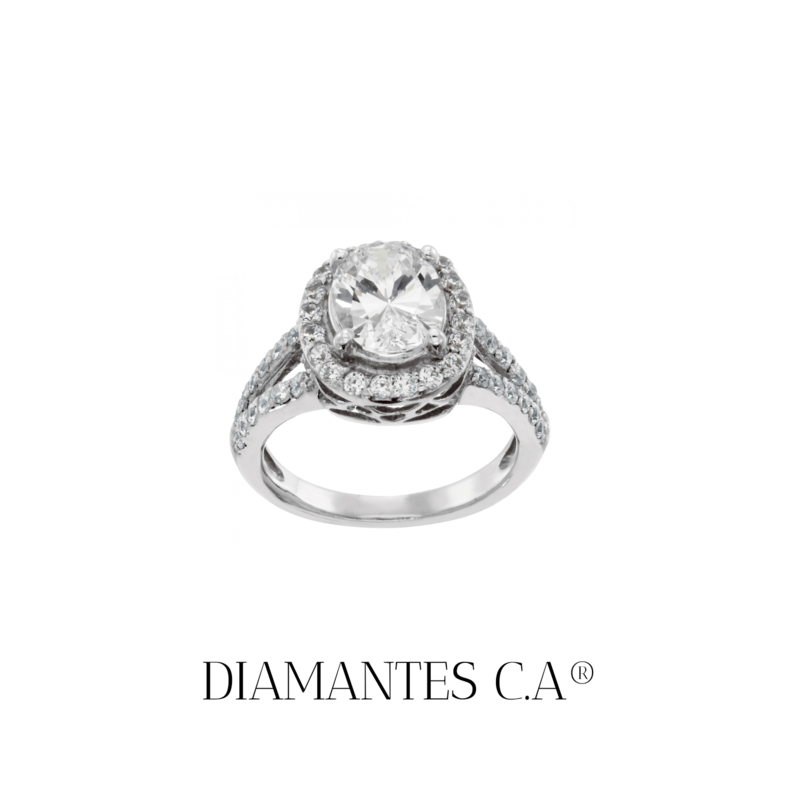 anillo redondo  blanco con diamantes de fantasía 