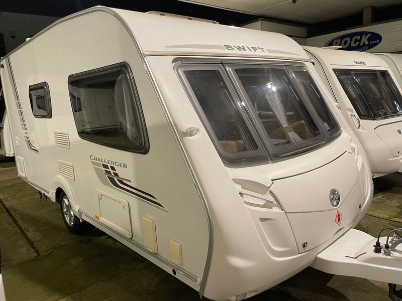 Swift Challenger 480 (2008) Two Berth