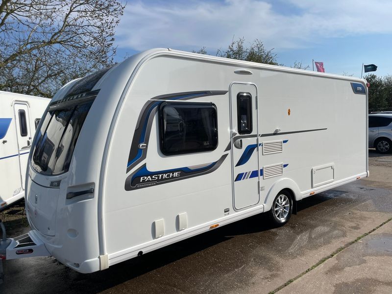 Coachman Pastiche 575 (2016) Island Bed