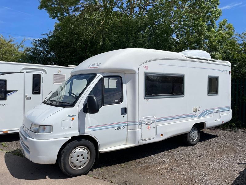 RÁPIDO 770 (2000)
