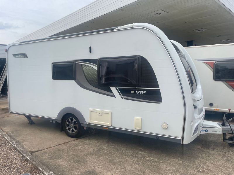 Coachman VIP 460 (2013)