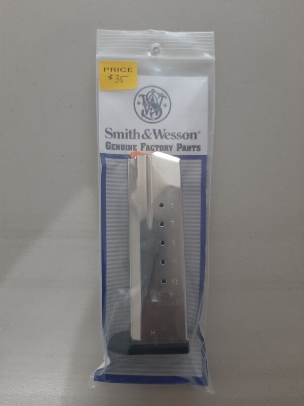 Smith &amp; Wesson SD40/SD40VE 14rd (Shipping &amp; P/Up Available)