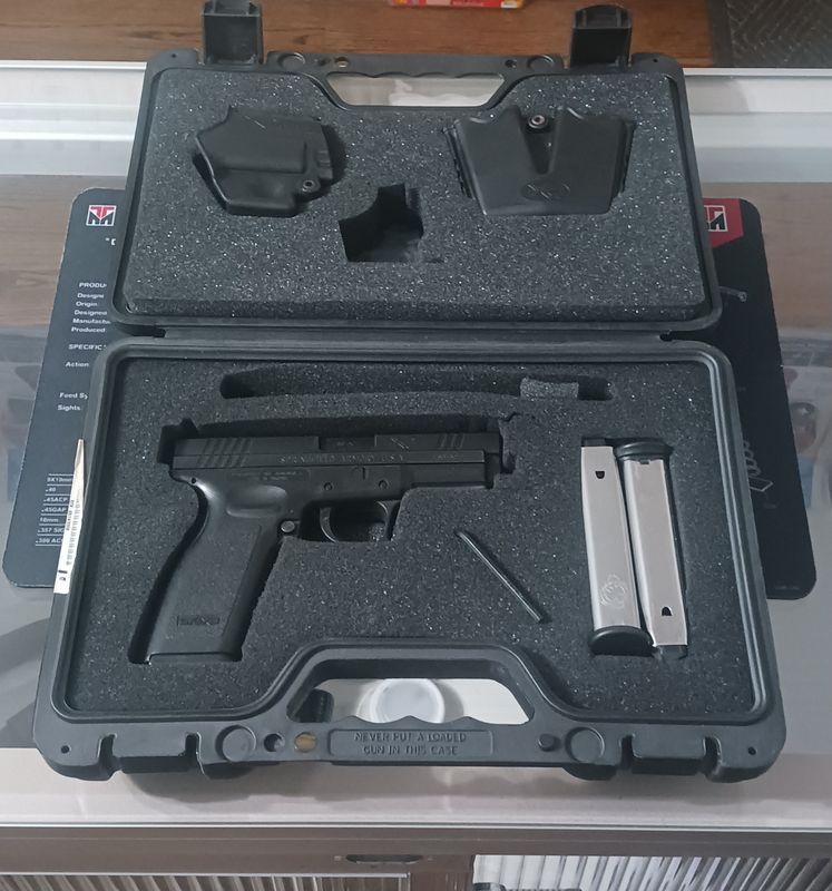 USED Springfield Armory XD-45 45acp 4in w/3-13rd Mags &amp; Case