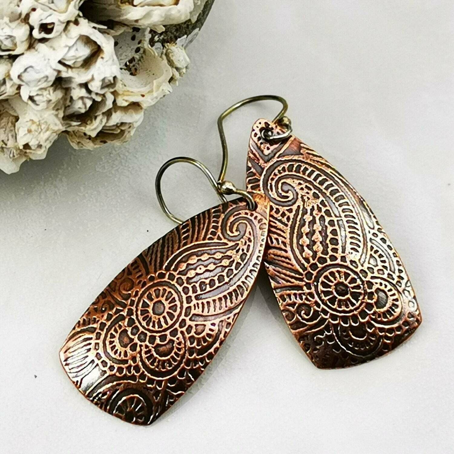 Lovely Swirl Pattern Textured Copper Earrings
