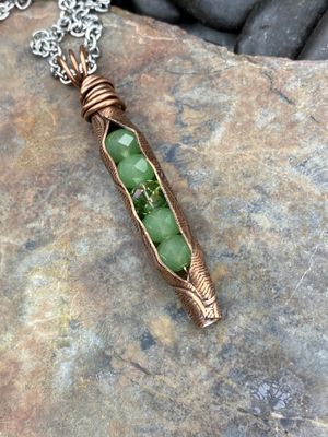 Peas in a Pod Choppy Seas Pendant Faceted Rondelle Crystal Beads