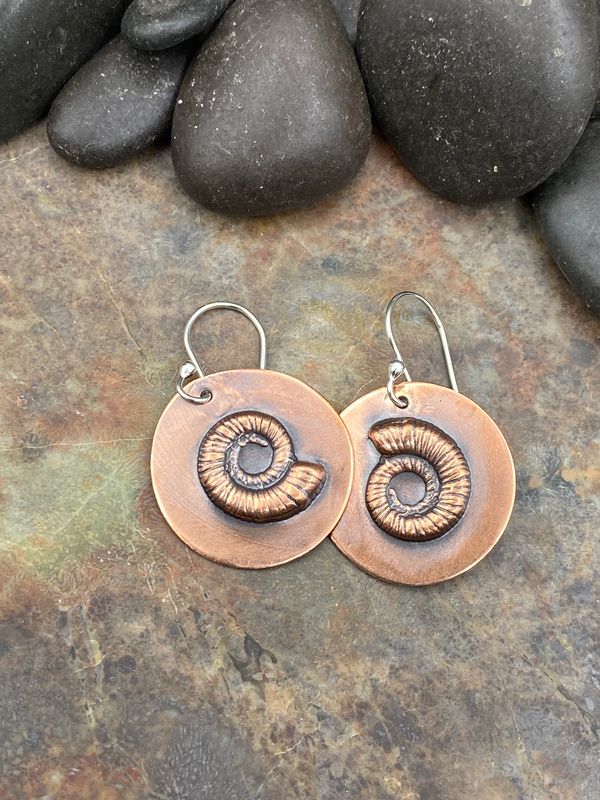 Handmade Copper Small Nautulis Round Earrings
