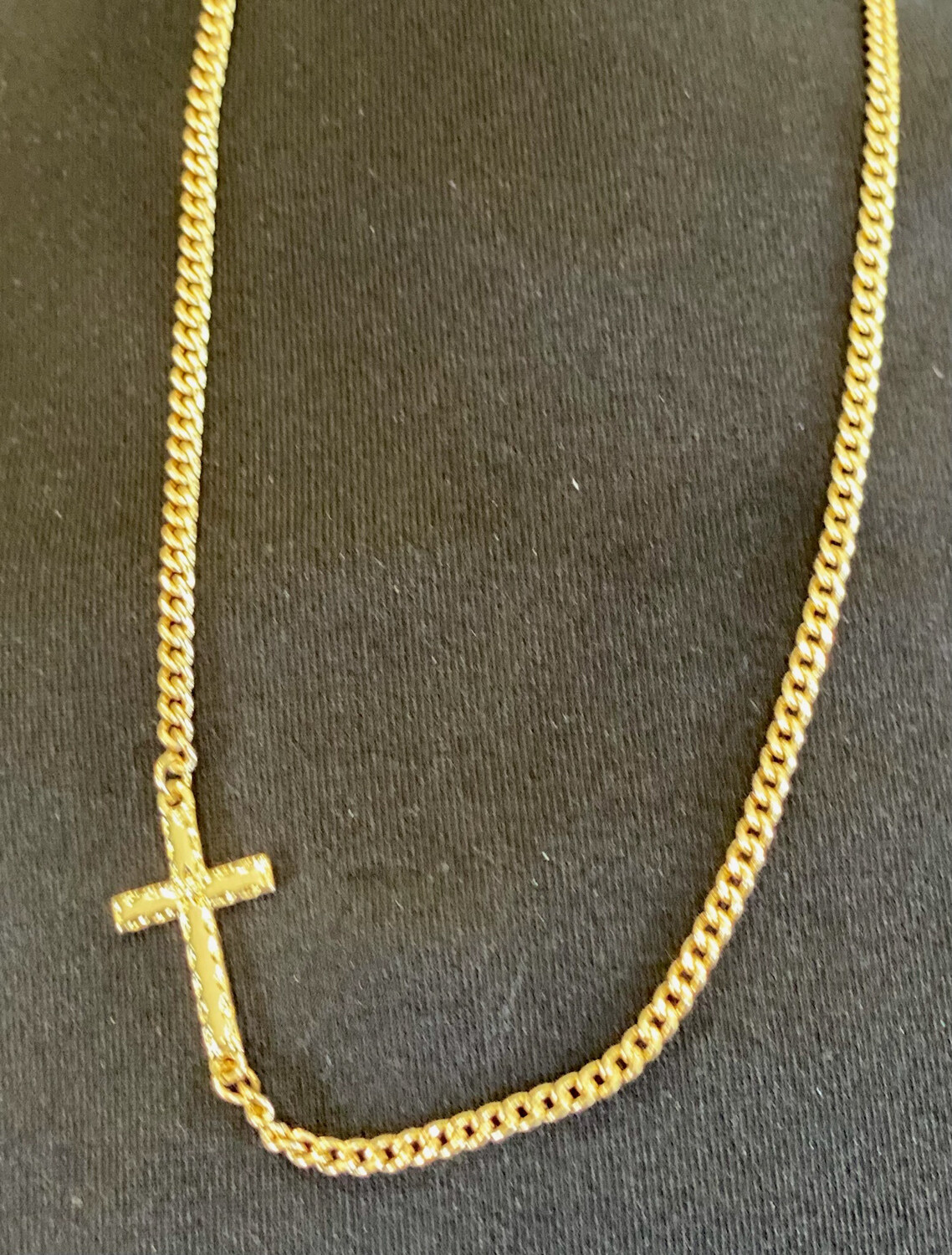 The Cross Necklace 