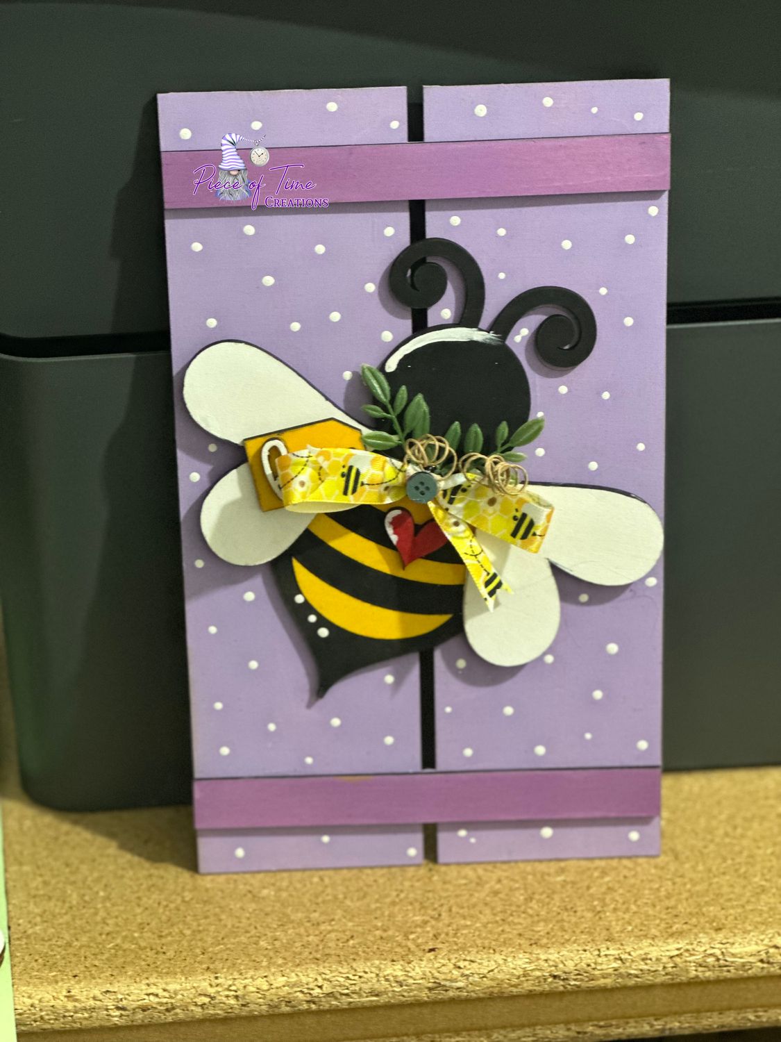 Bee leaners