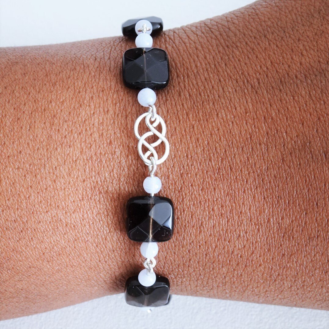 Bracelet calcedoine bleue et quartz fume en argent