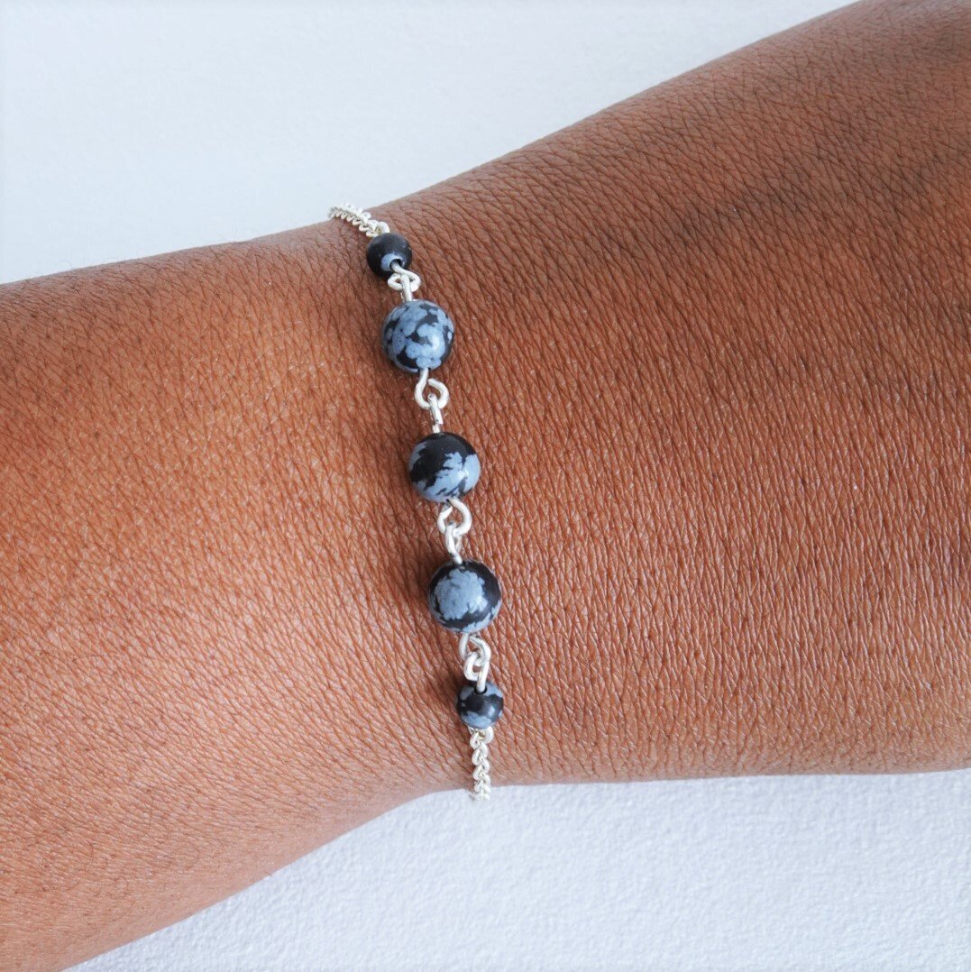 Bracelet fin obsidienne neige