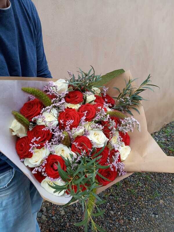 Amour Eternel en bouquet de Roses