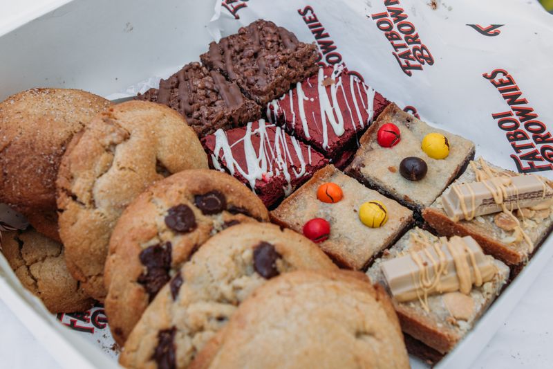 OG half dozen mixed brownies and cookie chunks