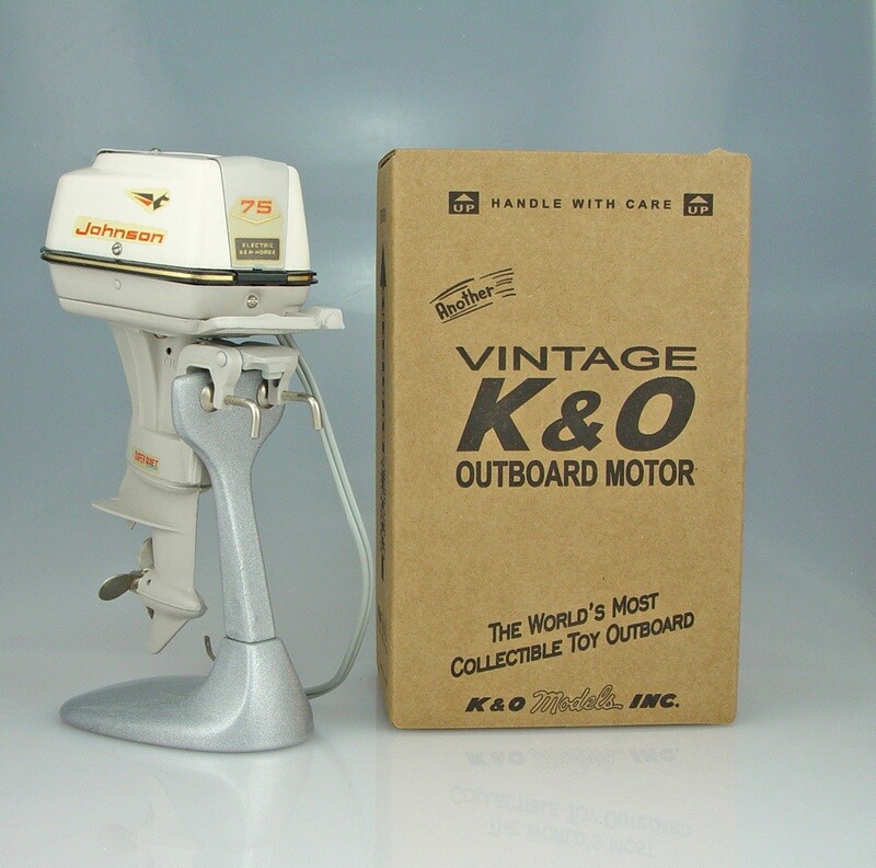 Box for wide K&amp;O Toy Outboards*