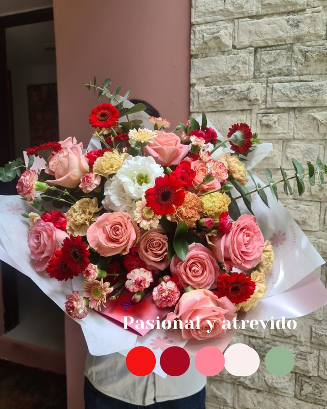 Ramo de Flores variadas Grande  (50 tallos)
