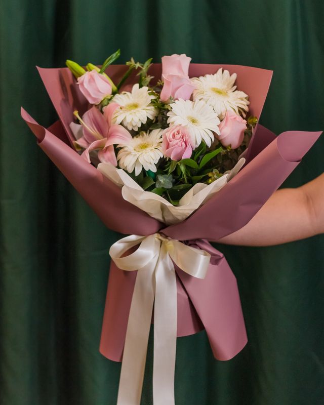 Ramo Lily+Rosas+Gerberas