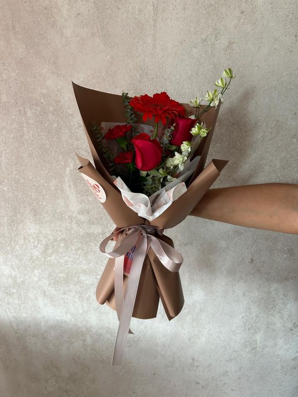 Ramo de Flores variadas Mini (6 tallos)