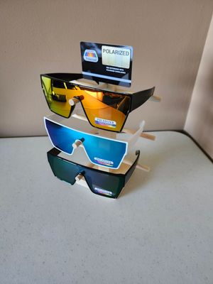 3 Pair Wooden sunglass Display