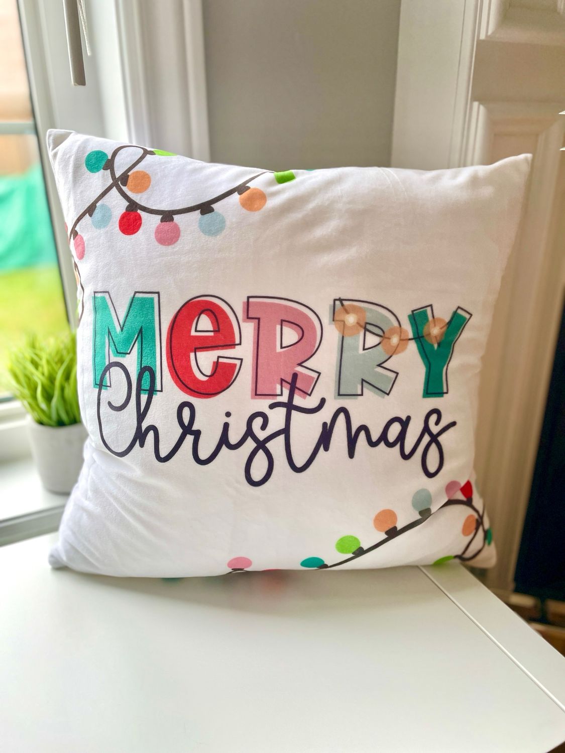 Throw Pillow Merry Christmas
