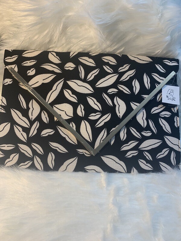Lip design envelope portfolio