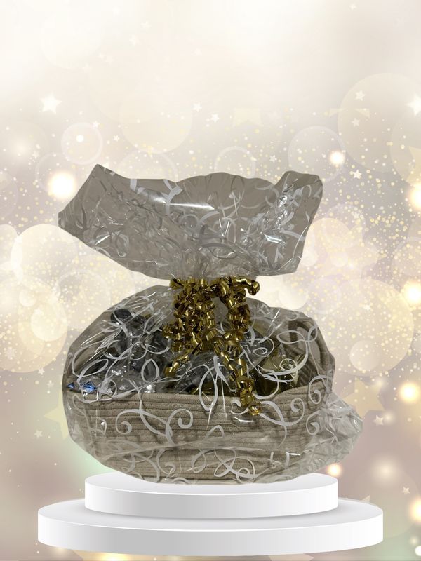 Large Women’s Christmas Basket