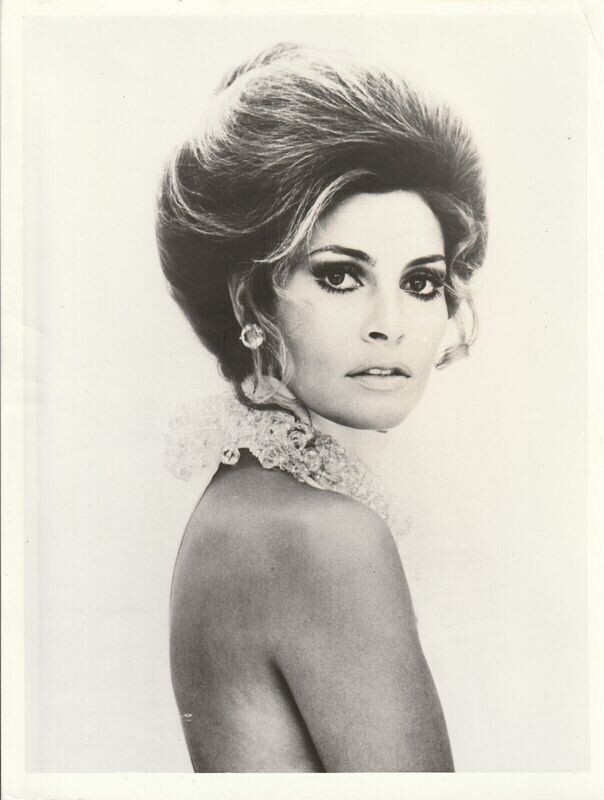 Welch, Raquel