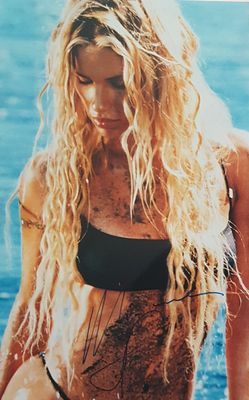 Hunziker, Michelle