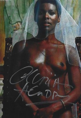 Hendry, Gloria