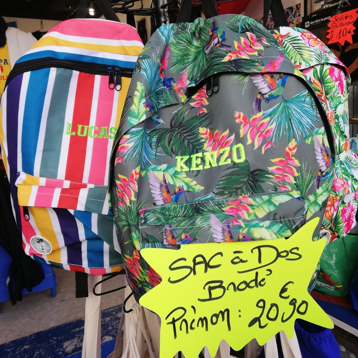 Sac à dos brodé