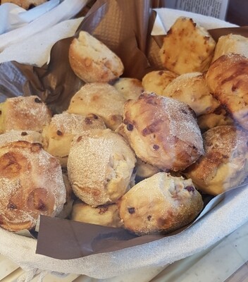 Petit Pain Chocolat Blanc / Fruits Rouges