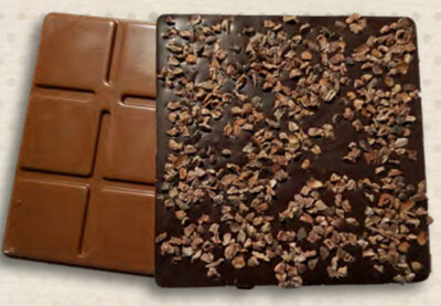 Tablette de chocolat et fèves de cacao 85g