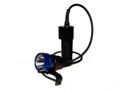 Канистровый подводный фонарь Dive electronics L-2400 Канистровый подводный фонарь Dive electronics L-2400