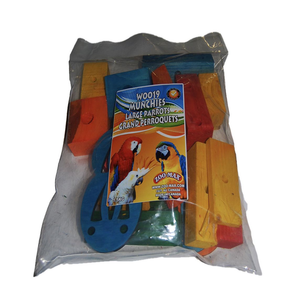 FM W0019  Munchies for Large Parrots