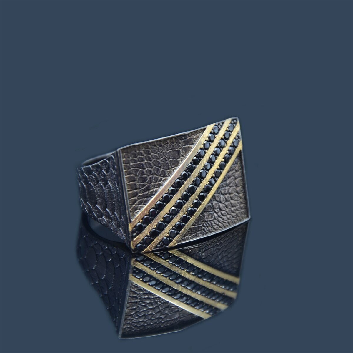 Premium Freedom Ring