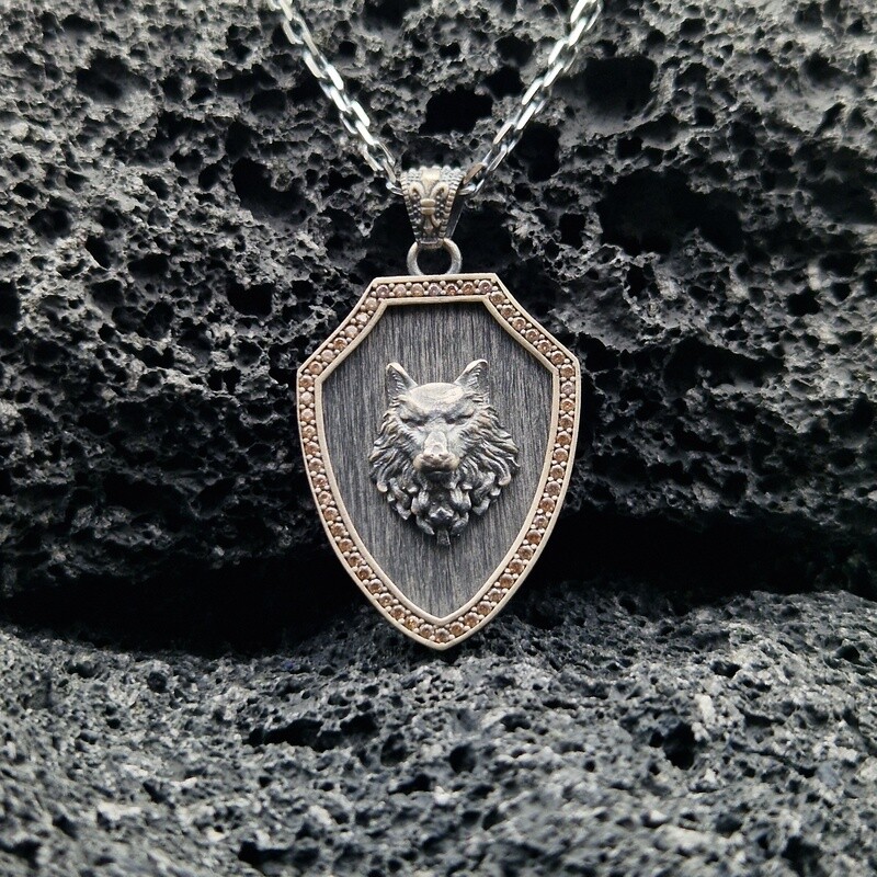 Wolf 925K Sterling Necklace Wolf 925K Sterling Necklace